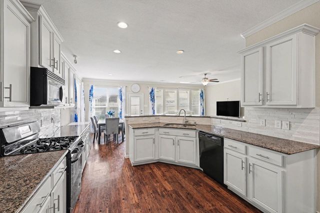 20418 Kittredge Drive, Humble, TX 77338