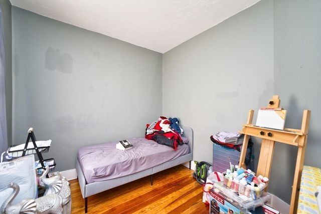 36 Kane St, New Bedford, MA 02740