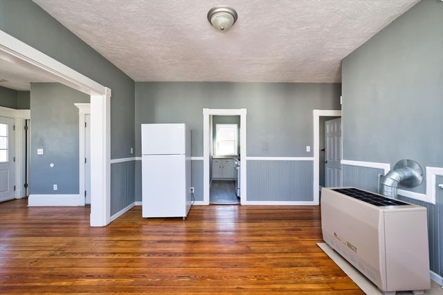 36 Kane St, New Bedford, MA 02740