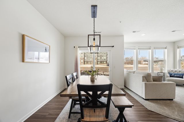 7161 Walnut Grove Way N, Maple Grove, MN 55311