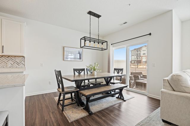 7161 Walnut Grove Way N, Maple Grove, MN 55311