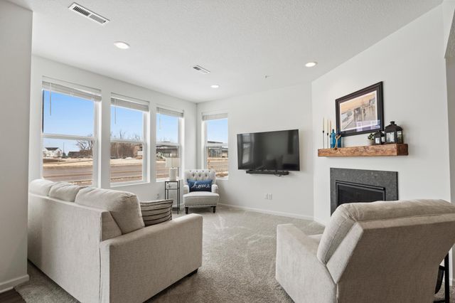 7161 Walnut Grove Way N, Maple Grove, MN 55311