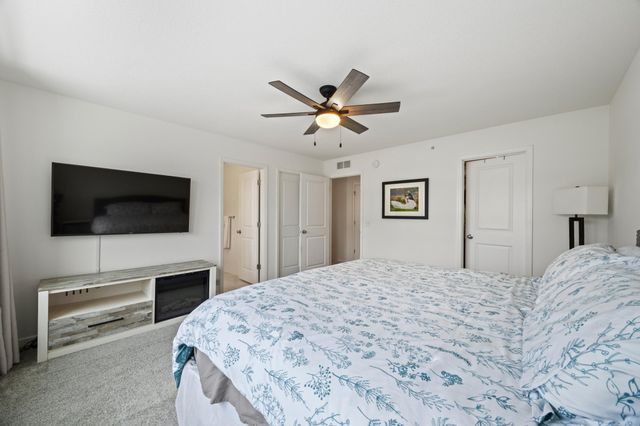 7161 Walnut Grove Way N, Maple Grove, MN 55311