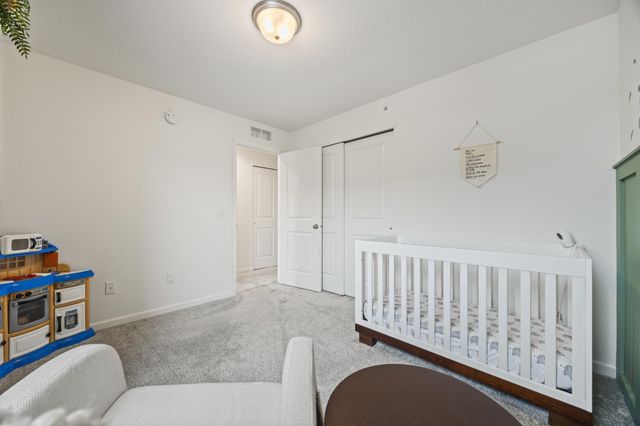 7161 Walnut Grove Way N, Maple Grove, MN 55311