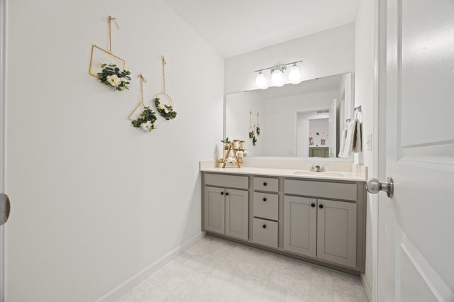 7161 Walnut Grove Way N, Maple Grove, MN 55311