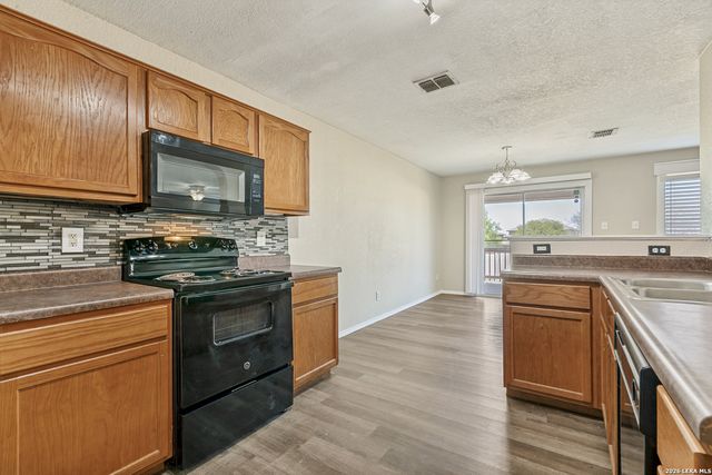 7331 Nebula Vly, San Antonio, TX 78252