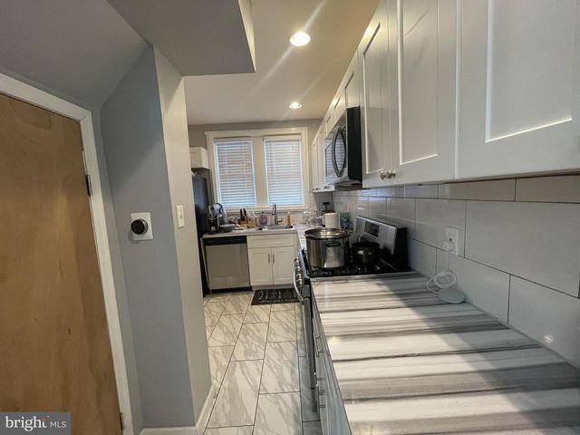 5435 WESTFORD RD, Philadelphia, PA 19120