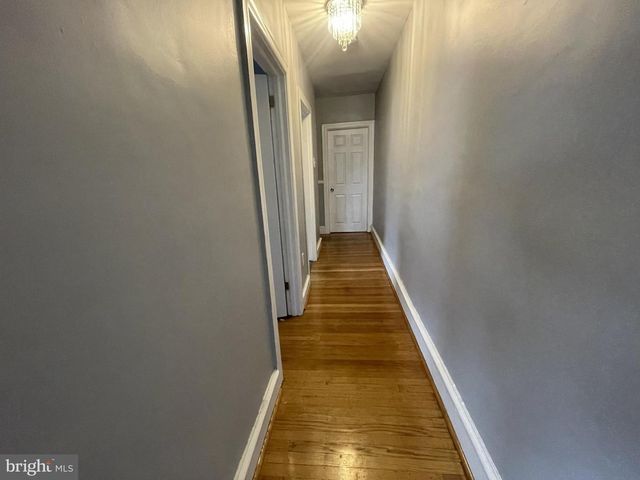 5435 WESTFORD RD, Philadelphia, PA 19120