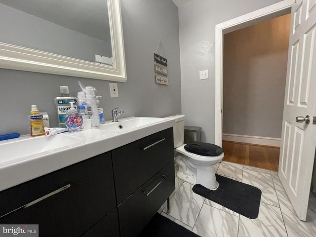 5435 WESTFORD RD, Philadelphia, PA 19120