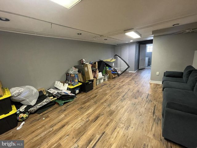 5435 WESTFORD RD, Philadelphia, PA 19120