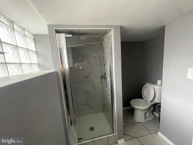 5435 WESTFORD RD, Philadelphia, PA 19120