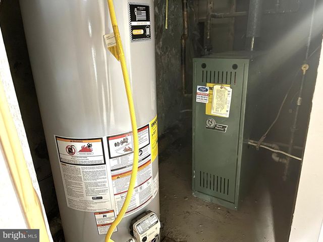 5435 WESTFORD RD, Philadelphia, PA 19120