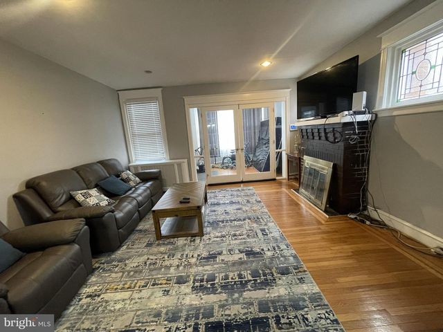 5435 WESTFORD RD, Philadelphia, PA 19120