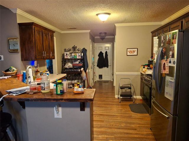 84 PEBBLE CREEK Drive, Newnan, GA 30265