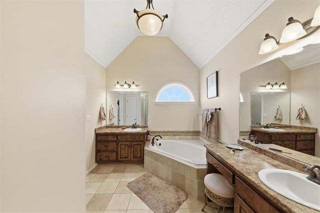 84 PEBBLE CREEK Drive, Newnan, GA 30265