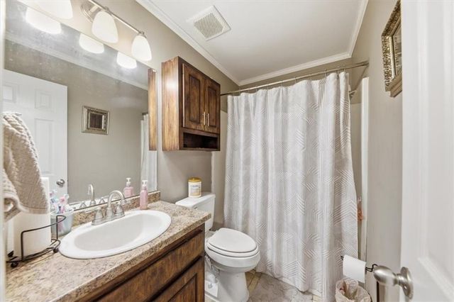 84 PEBBLE CREEK Drive, Newnan, GA 30265