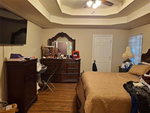 84 PEBBLE CREEK Drive, Newnan, GA 30265