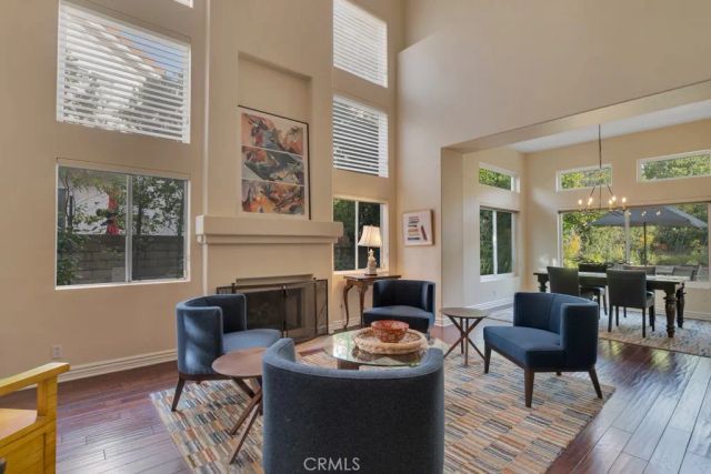 22420 Pinewood Court, Calabasas, CA 91302