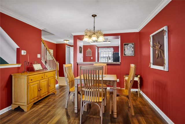 1513 Timberidge Dr, Bethel Park, PA 15102