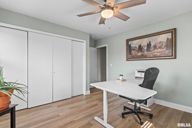 730 W WALNUT Street, Chatham, IL 62629