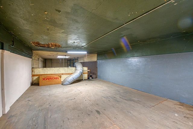 1956 E Front Street, Selma, CA 93662