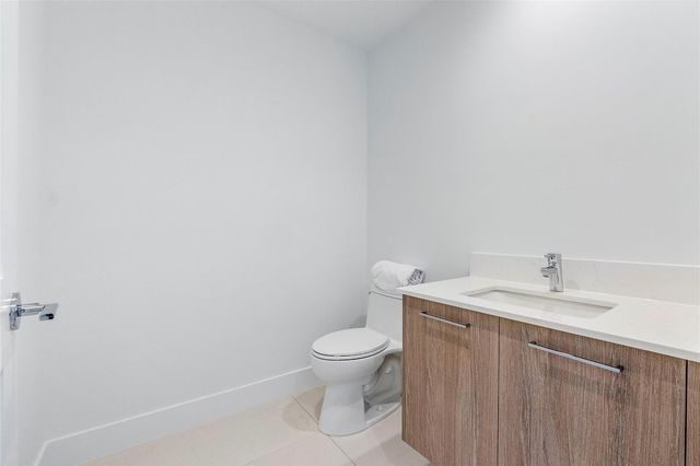 153 Seabreeze Boulevard 1203, Fort Lauderdale, FL 33304