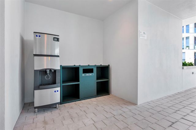 153 Seabreeze Boulevard 1203, Fort Lauderdale, FL 33304