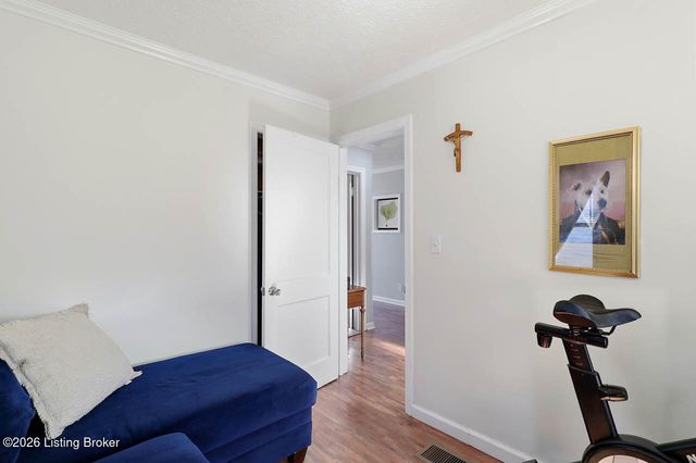 1357 Trinity Park Dr, Louisville, KY 40213