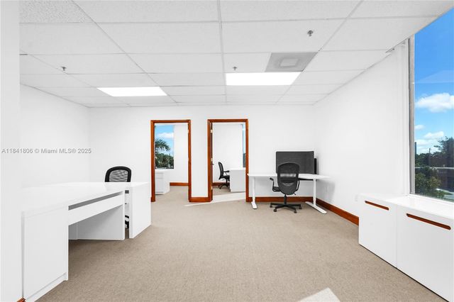 12550 Biscayne Blvd 304B, North Miami, FL 33181