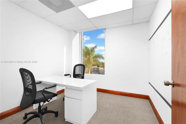 12550 Biscayne Blvd 304B, North Miami, FL 33181