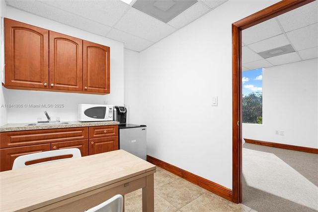 12550 Biscayne Blvd 304B, North Miami, FL 33181