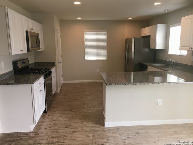 10430 Legacy Cove, San Antonio, TX 78240