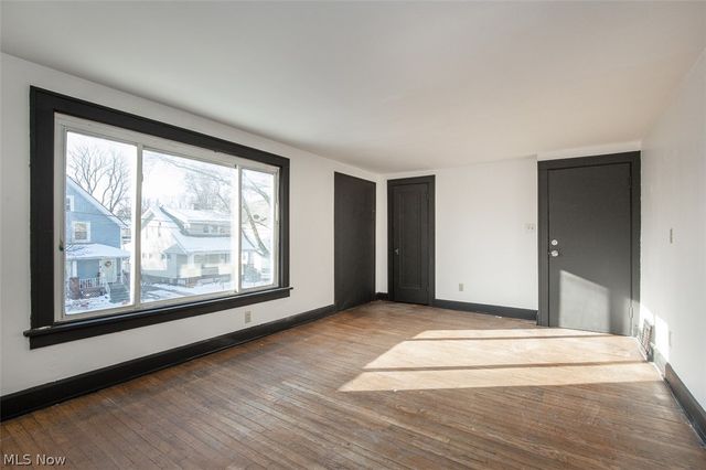 7610 Dearborn Avenue, Cleveland, OH 44102