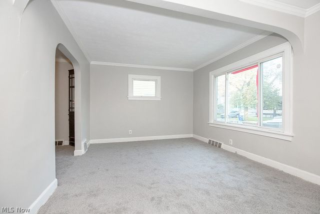 7610 Dearborn Avenue, Cleveland, OH 44102