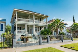 1016 Broadway Street, Galveston, TX 77550