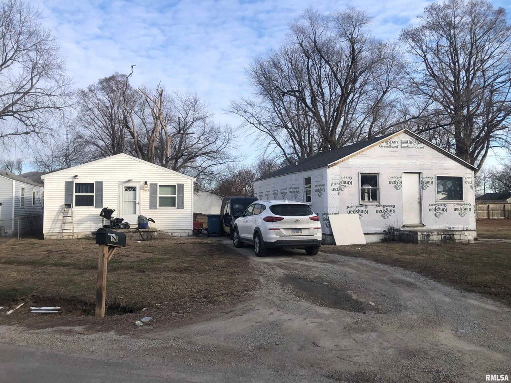 1624 N 28TH Street, Springfield, IL 62702