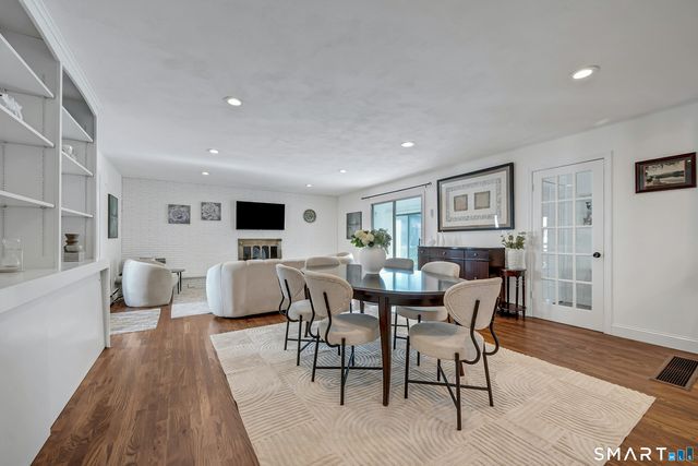 192 Barclay Drive, Stamford, CT 06903