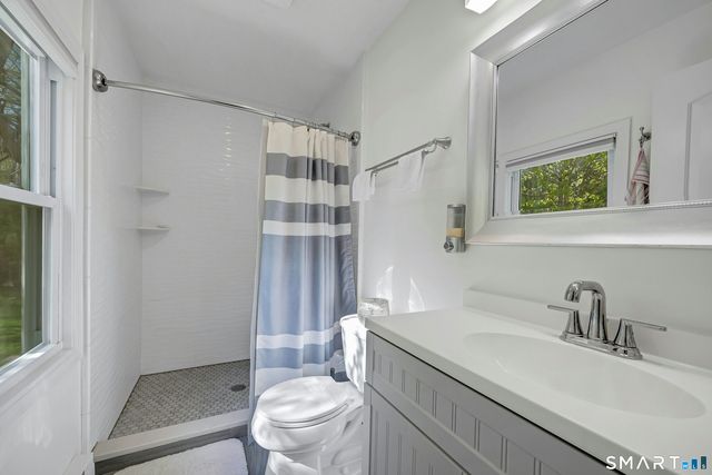 192 Barclay Drive, Stamford, CT 06903