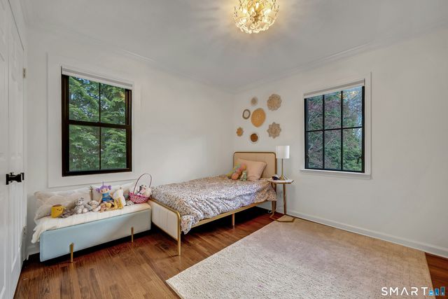 192 Barclay Drive, Stamford, CT 06903