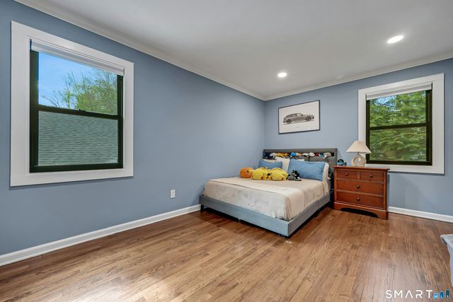 192 Barclay Drive, Stamford, CT 06903