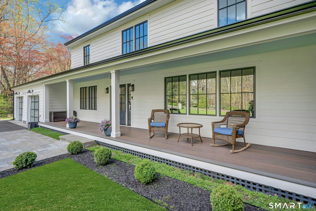 192 Barclay Drive, Stamford, CT 06903