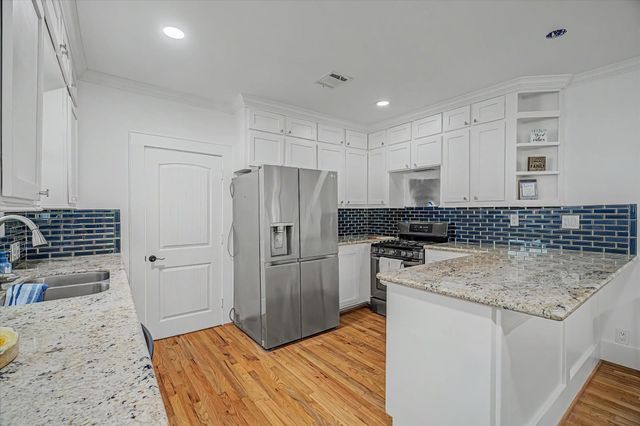 606 Vincent Street, Houston, TX 77009