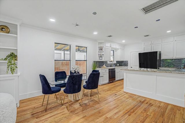 606 Vincent Street, Houston, TX 77009