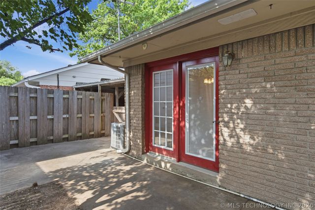 5615 S Newport Avenue 5615, Tulsa, OK 74105