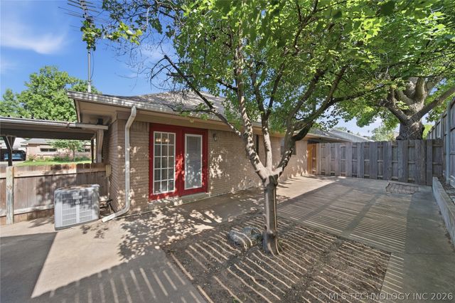 5615 S Newport Avenue 5615, Tulsa, OK 74105