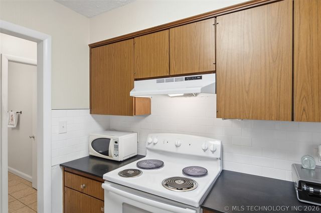 5615 S Newport Avenue 5615, Tulsa, OK 74105