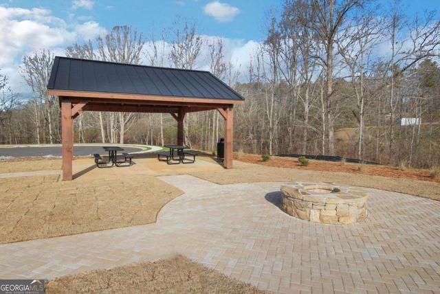 10 Trace Bluff, Dawsonville, GA 30534