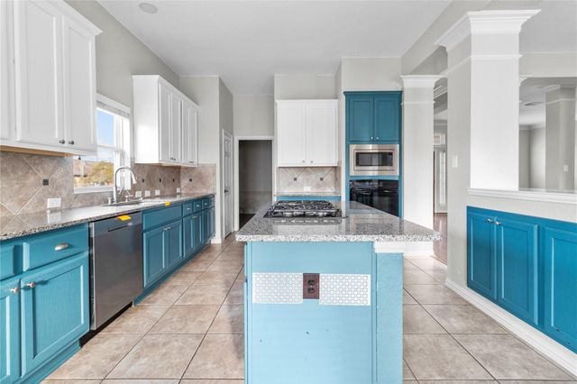 2519 46th Street, Galveston, TX 77551