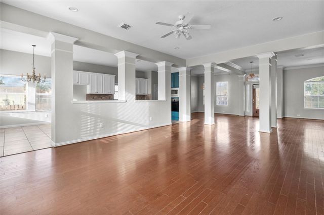 2519 46th Street, Galveston, TX 77551