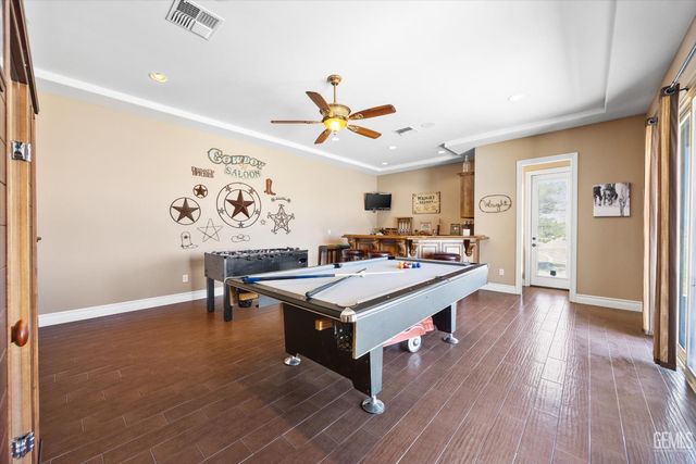 340 Amberhill Lane, Bakersfield, CA 93308